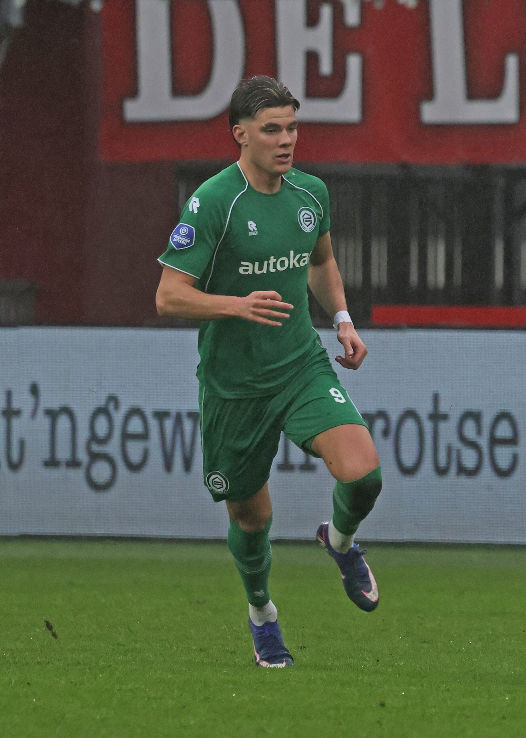 Brynjólfur Willumsson, die aangaf geen verzorging nodig te hebben en er toch een minuut af moest