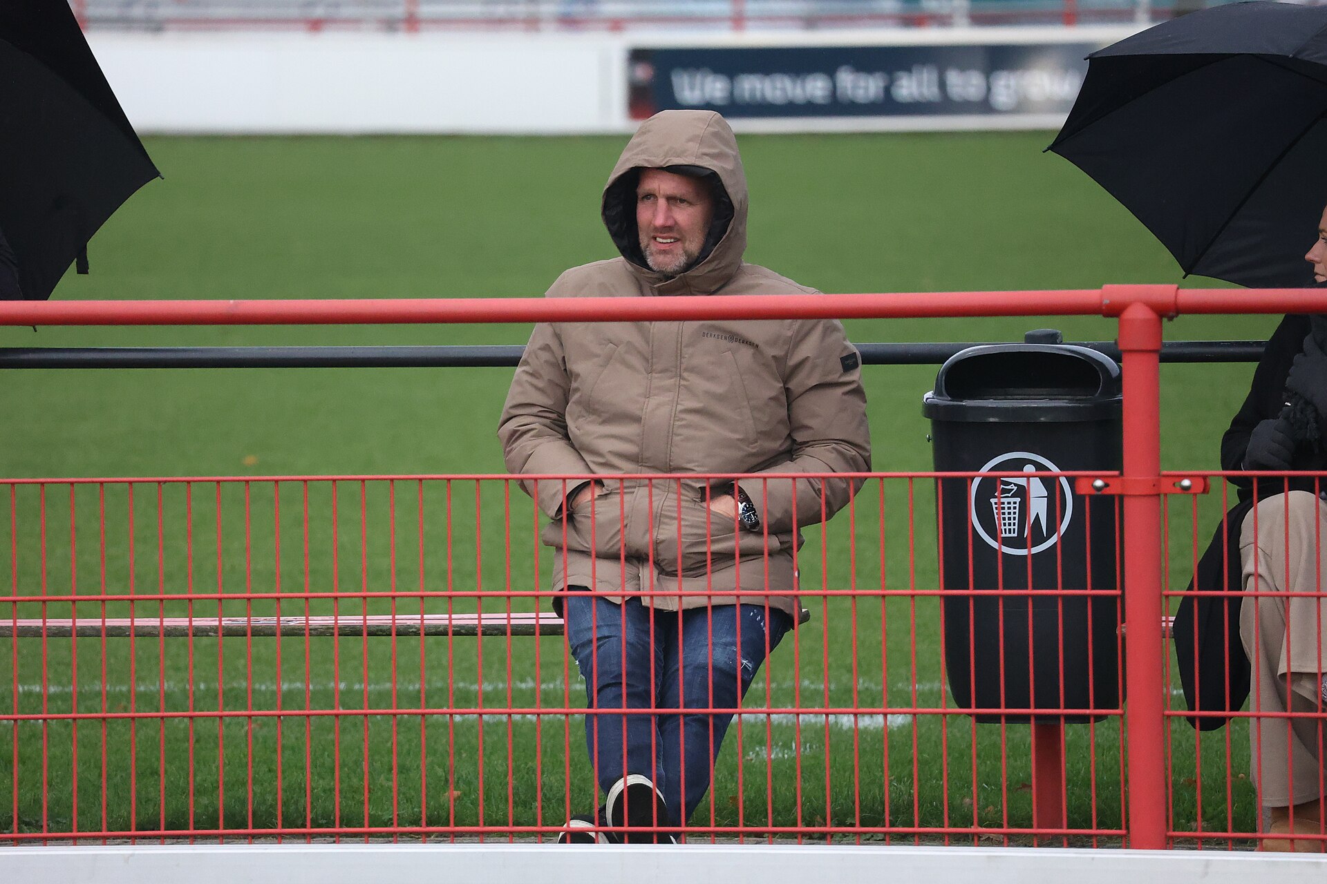 Dick Lukkien werkte bij FC Emmen ruim honderd wedstrijden met Bijl