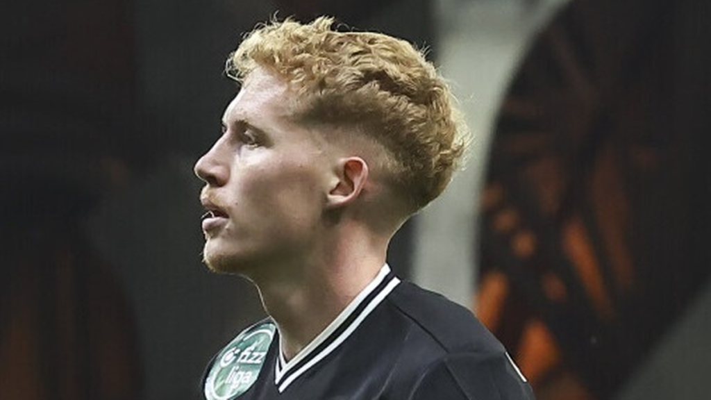 Márk Csinger. FC Groningen oriënteert zich op Márk Csinger, verdediger van ETO FC Győr