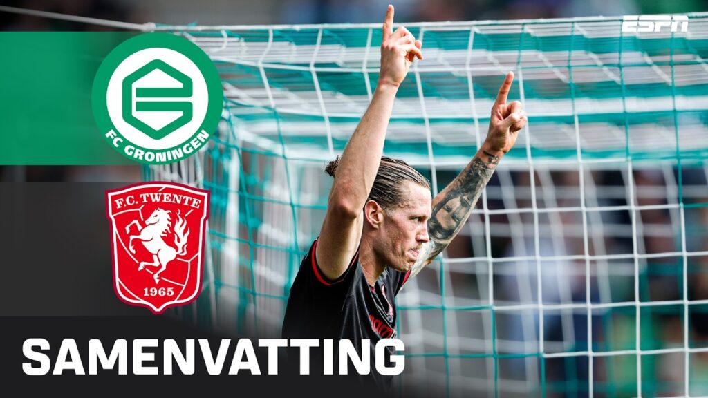 Keeper en spits staan tegenover elkaar tijdens FC Groningen tegen FC Twente