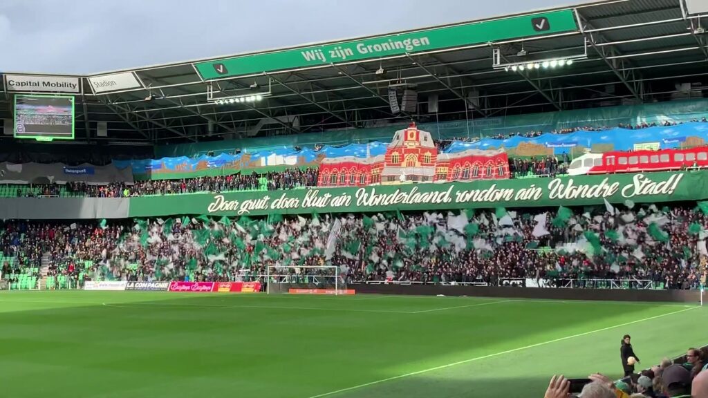 Een eerdere sfeeractie in Euroborg bij Groningen-Heerenveen